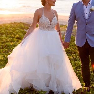 Hayley Paige Wedding dress
